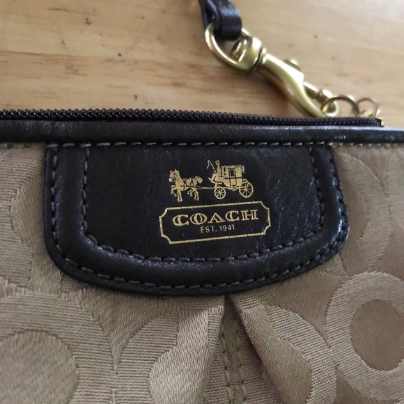 Authentic Coach Wristlet - Picture 7 of 7